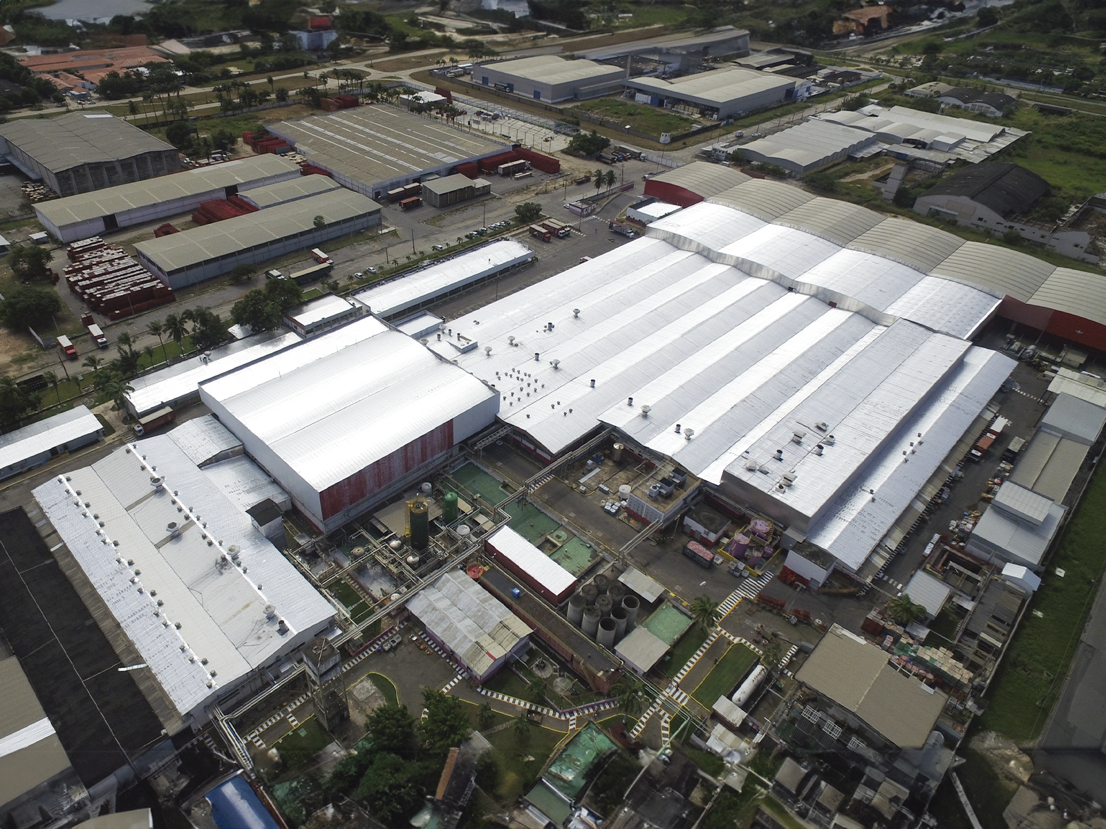 Coberturas industriais impermeabilizadas pela Conceito Sul
